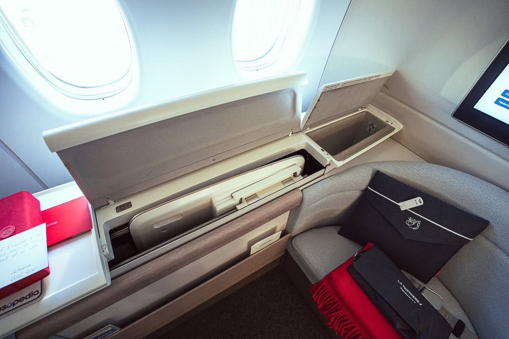 Rangement La Premiere Air France