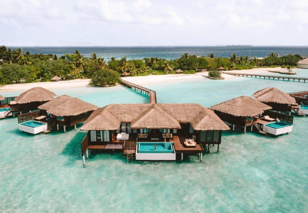 Sheraton Maldives Full Moon Resort & Spa